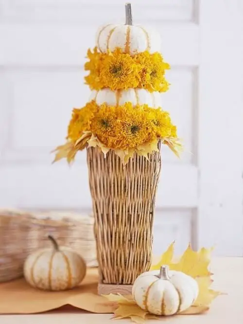 18-22. More Thanksgiving Centerpieces