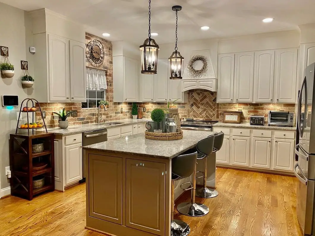 Faux brick kitchen backsplash