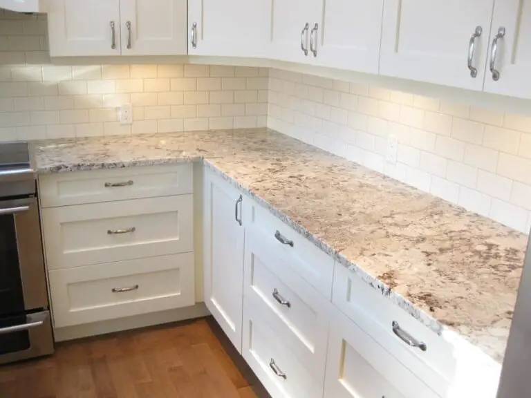 What Color Granite Goes With White Cabinets? (37 Ideas)