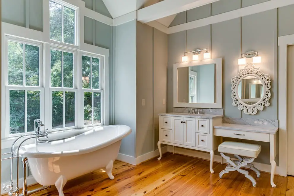 Victorian bathroom lighting ideas