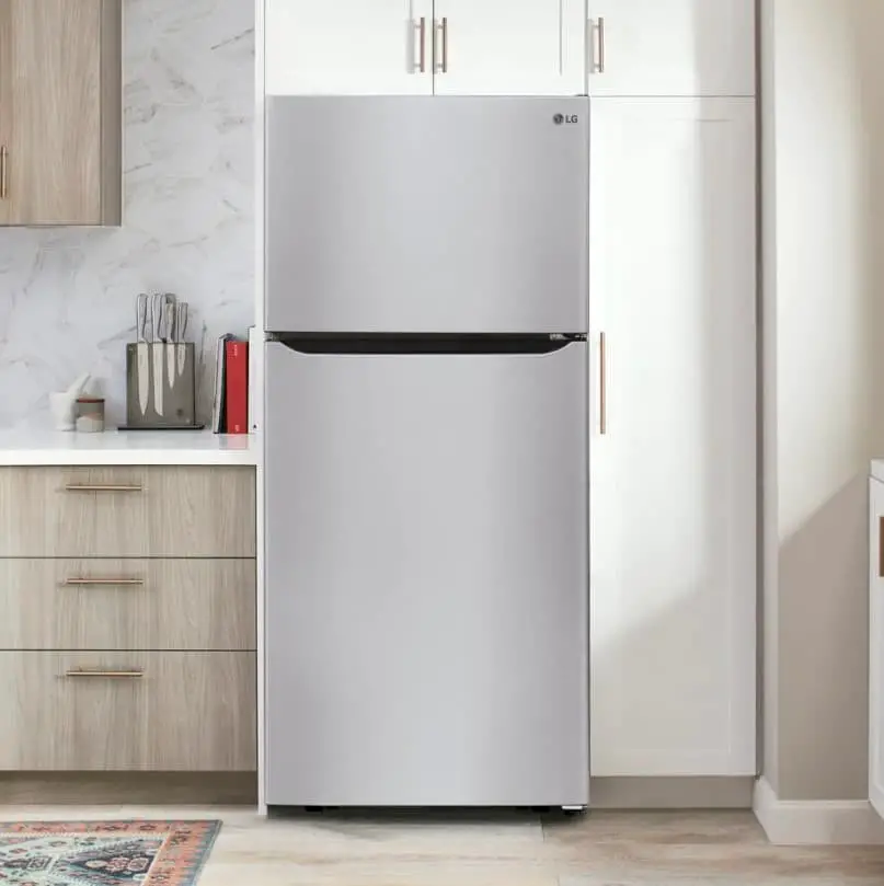 How much does a top freezer refrigerator weigh?