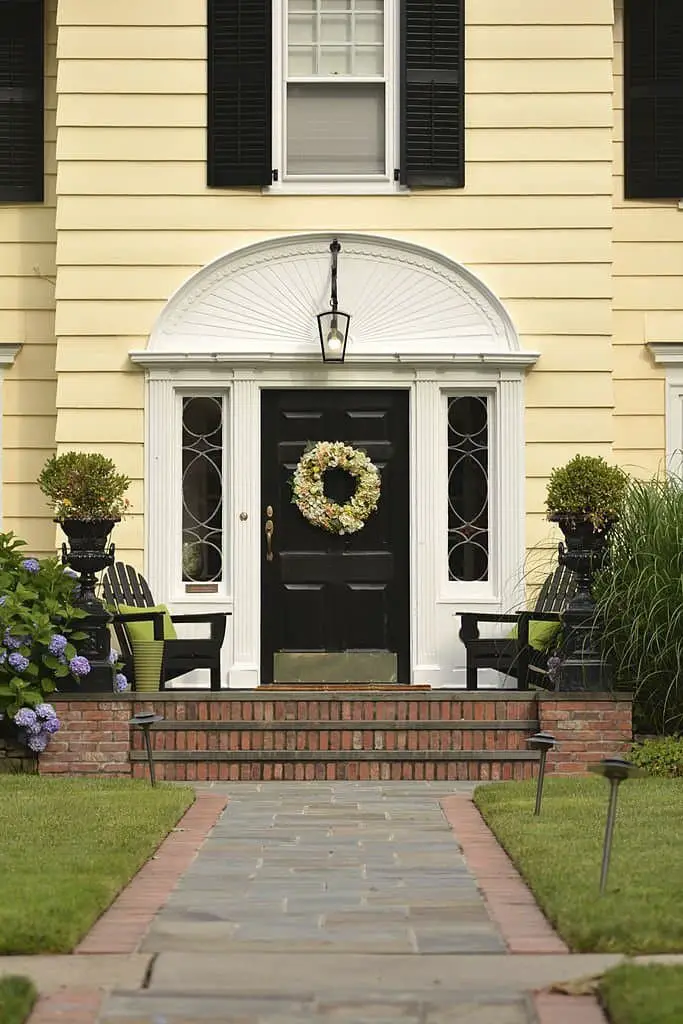 15 Best Front Door Colors For A Yellow House (Ideas And Designs)