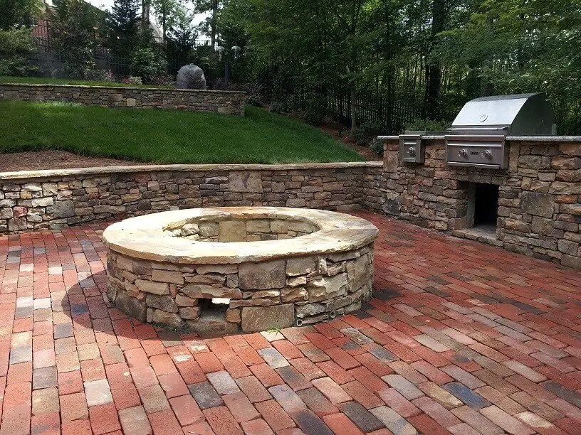 Retaining Wall Brick Pit