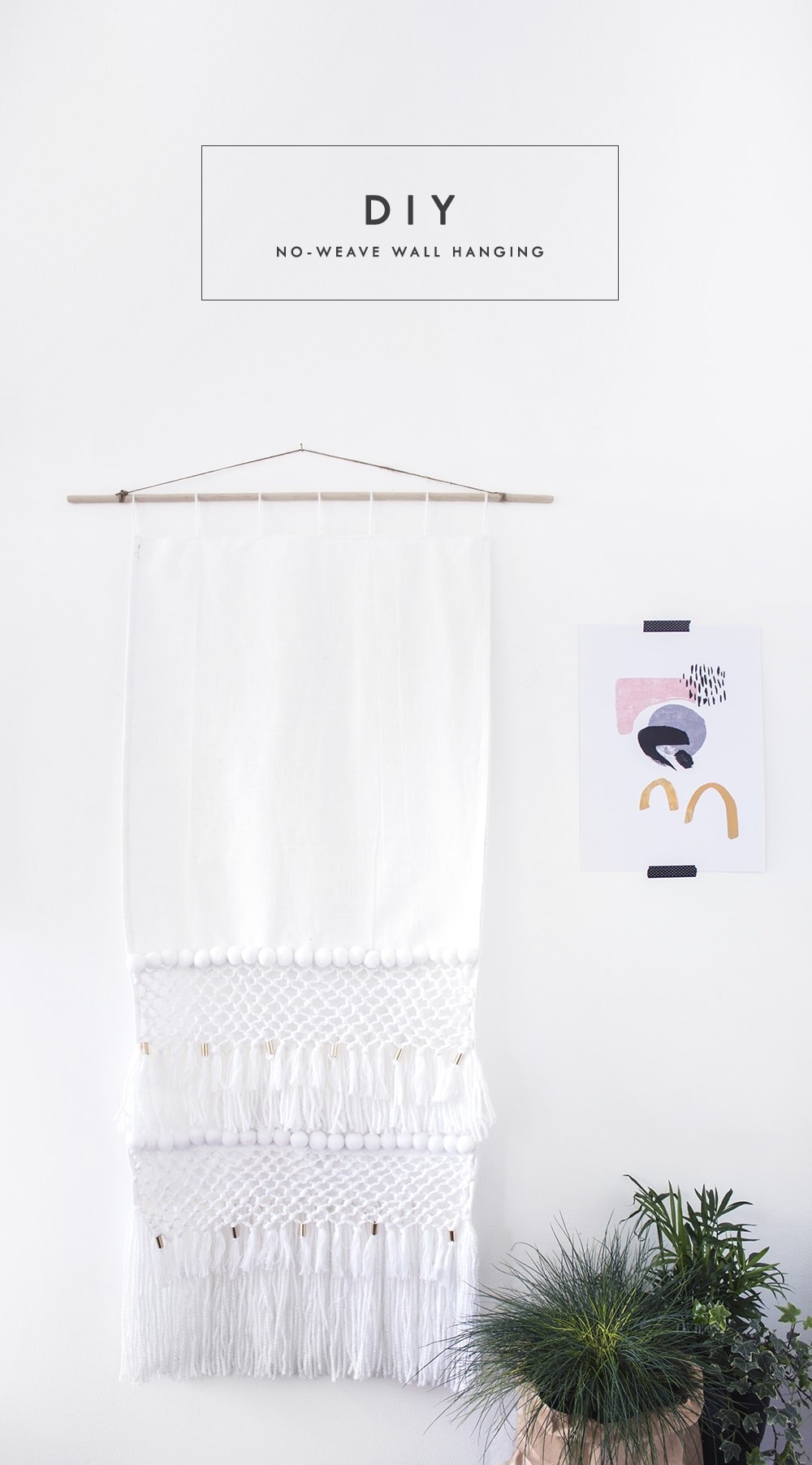 #13. DIY No-Weave Wall Hanging