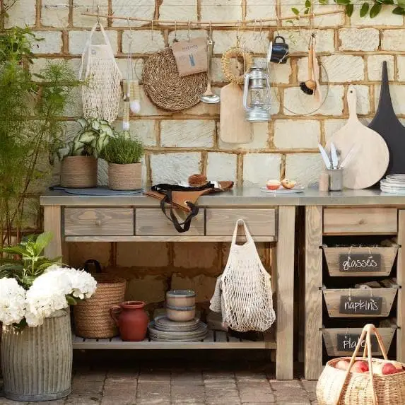 Outdoor garden kitchen