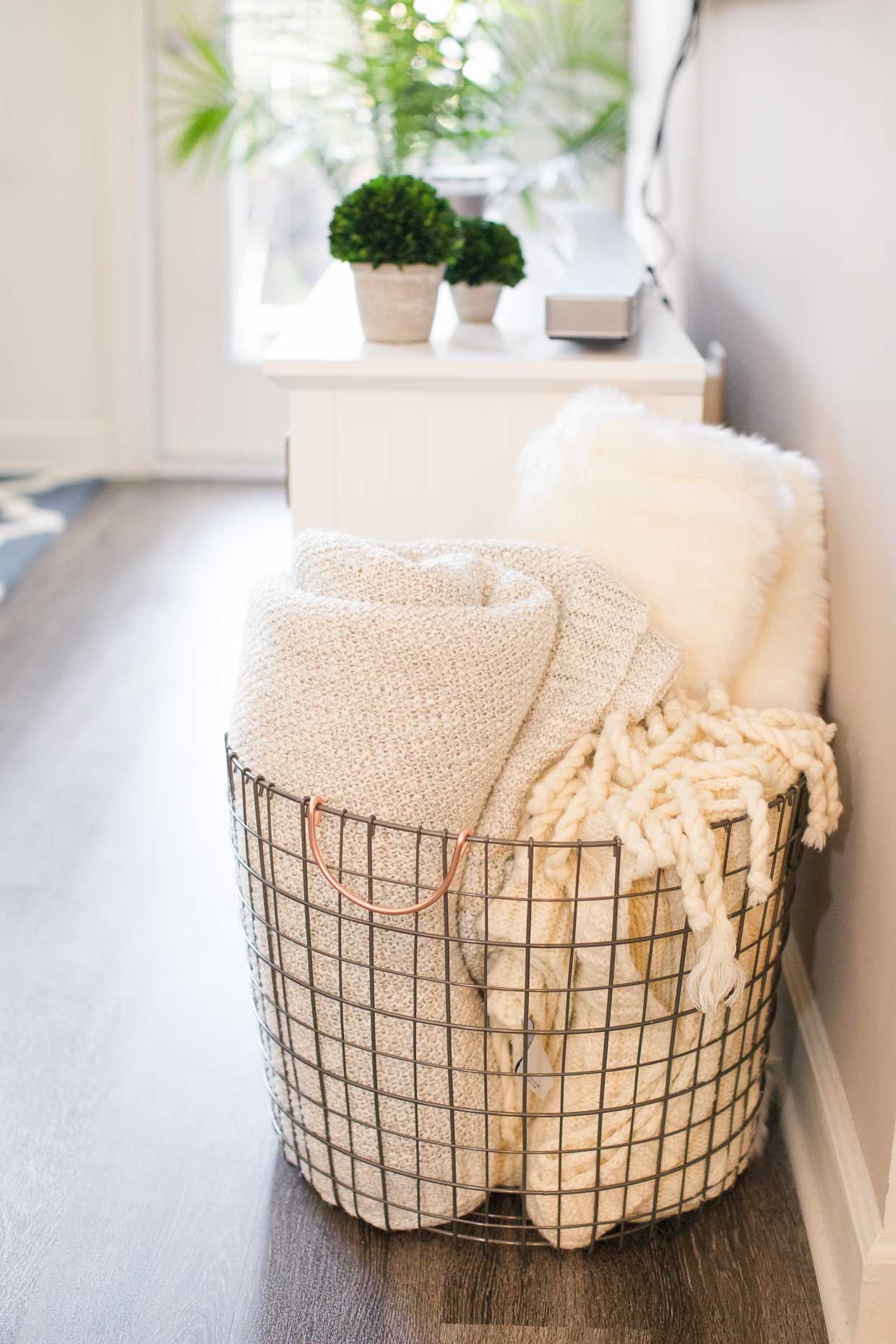 Metal storage basket