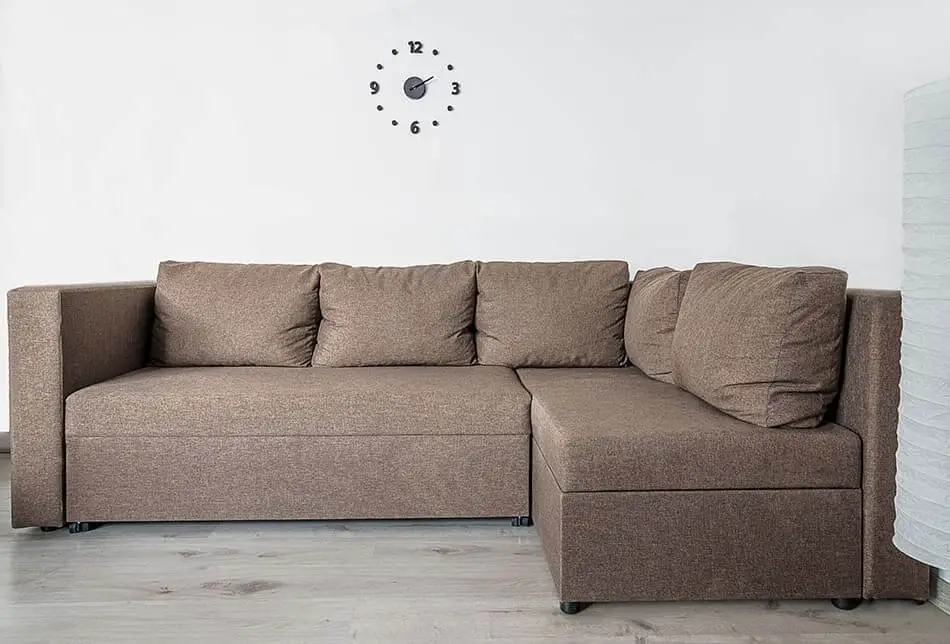 Why Not Try Brown Throw Pillows for Your Couch?