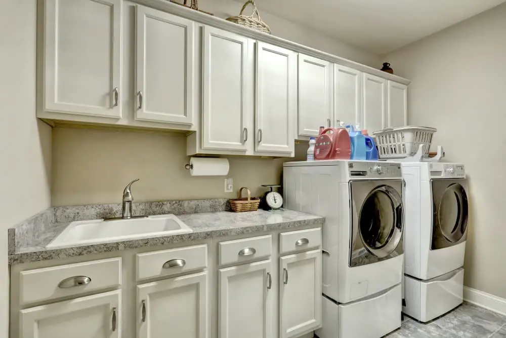 Laundry room sink countertop ideas.