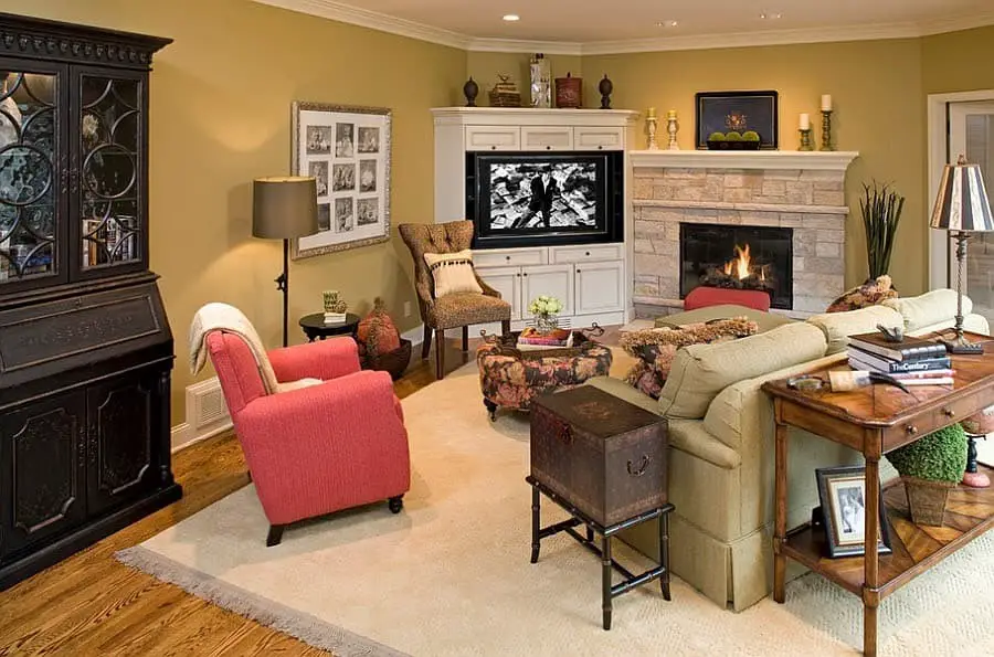 Layout with a corner TV next to a fireplace