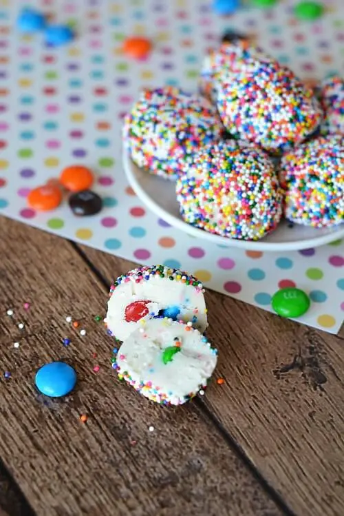 No-Bake Rainbow Bites Dessert