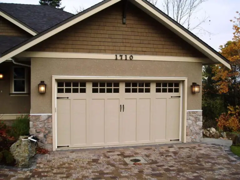 What Color Garage Door Goes With A Brown House? (7 Ideas)