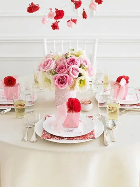 Romantic dinner table setting