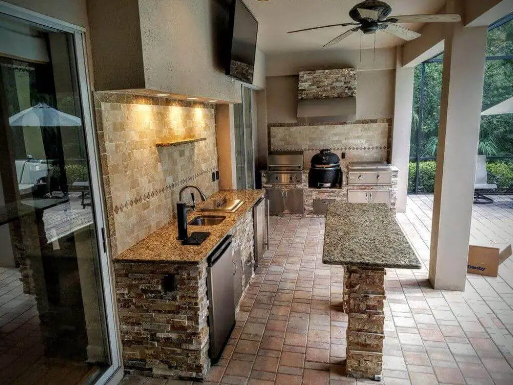 Full Patio Grill with Island