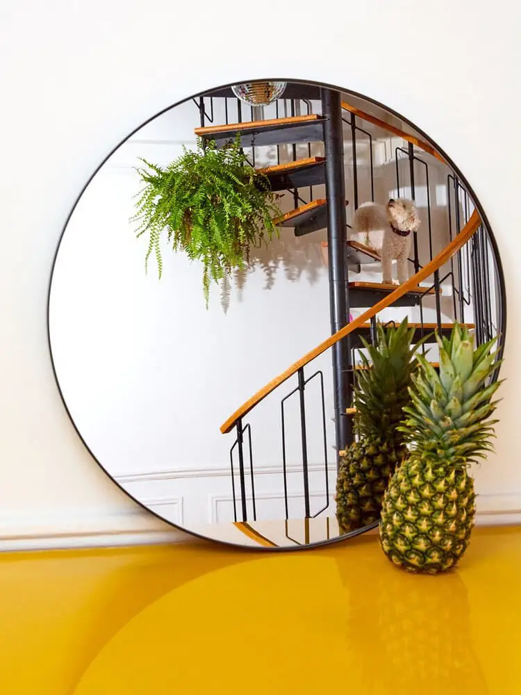 Oversized mirror