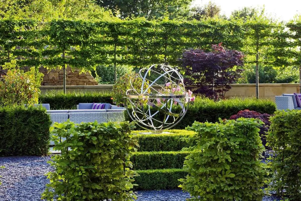 Garden Art and Sculptures