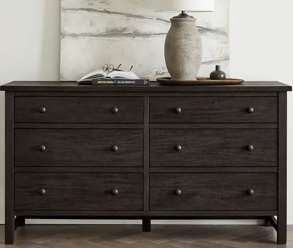 Standard horizontal dresser