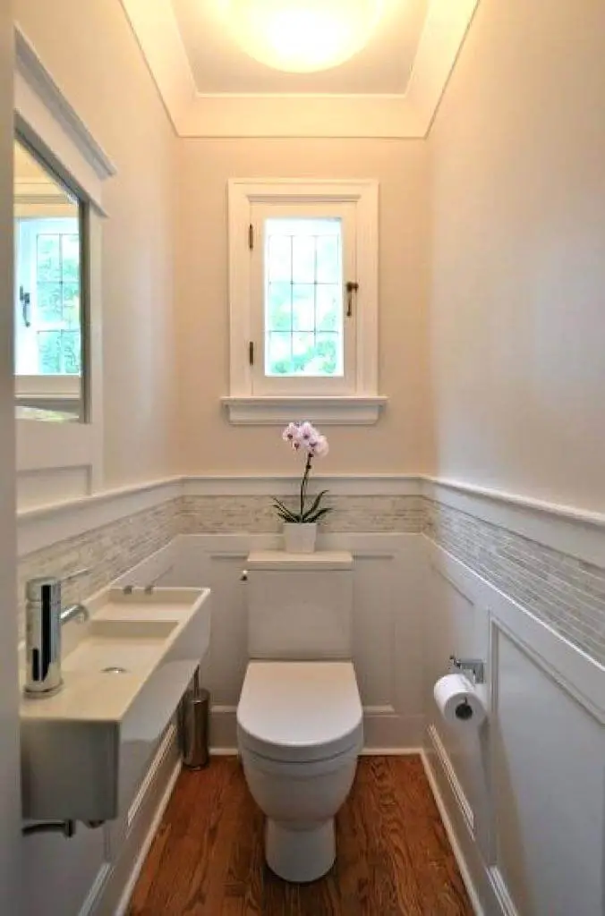 Use Lighting to Increase Space in a Small Bathroom