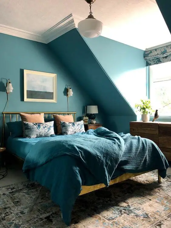 Teal and White bedroom