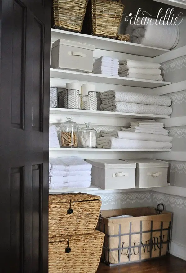 Linen Closet Makeover