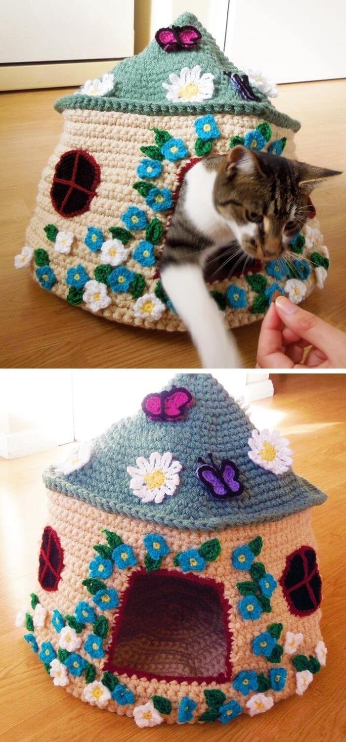 Fairy tale pet bed