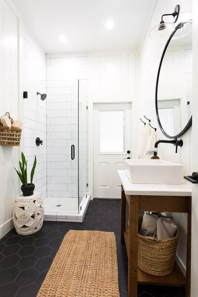 Black boho bathroom ideas.