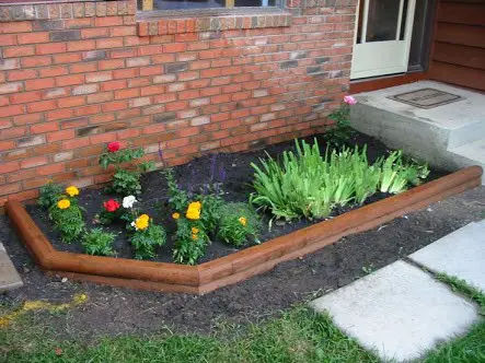 Create the Illusion of Space in Small Gardens