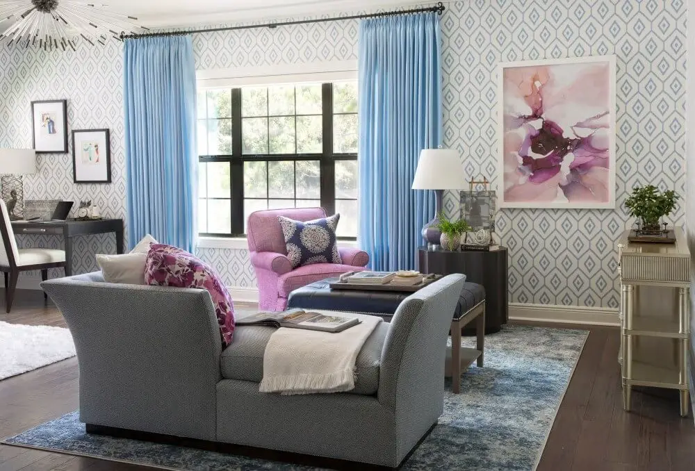 A light blue and pink color scheme can be pretty in a living room.