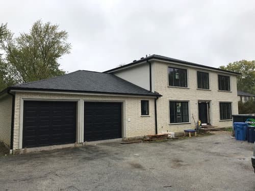 What Color Garage Door Goes With A Beige House? (11 Ideas)