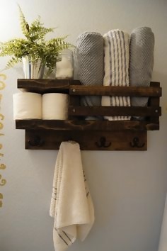 Pallet wood towel holder