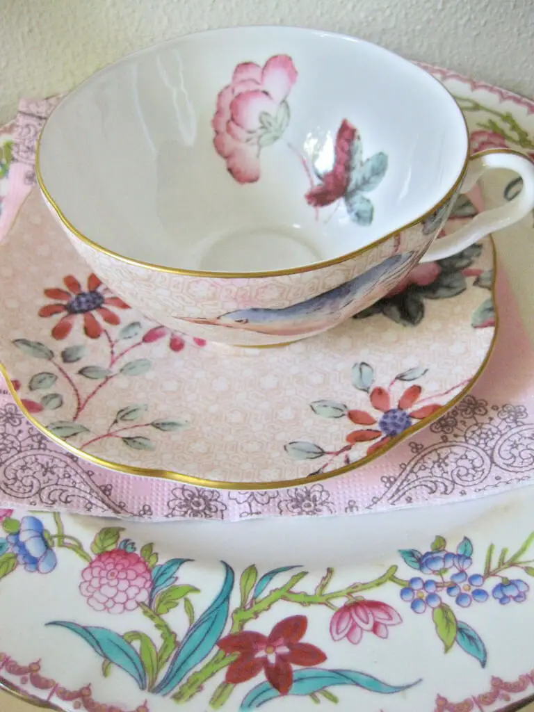 #4. China tea cups