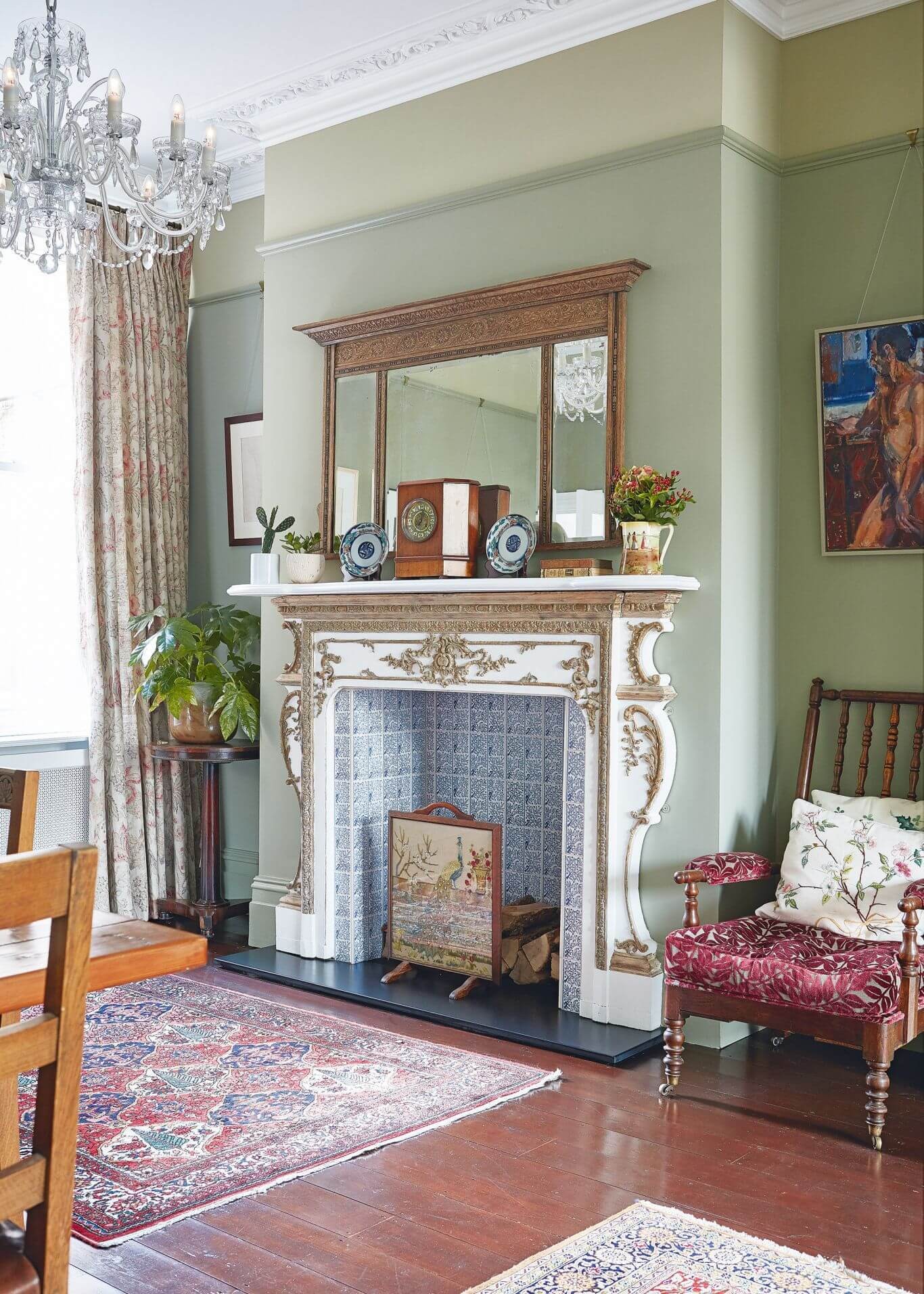 Traditional fireplace designs