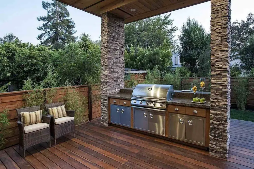 Outdoor kitchen countertop ideas