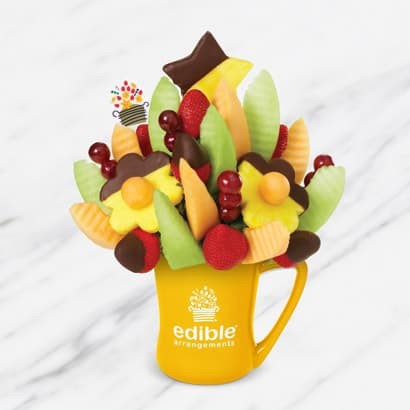 Delicious Daisy Coated Pineapple & Strawberry by Edible Arrangements