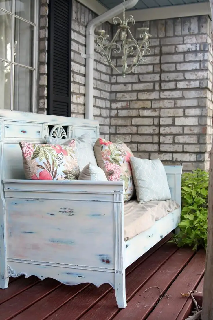 61+ Gorgeous Vintage Front Porch Ideas To Impress Your Guests