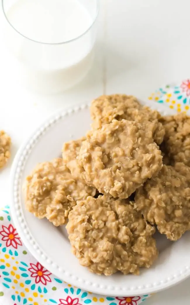 Peanut Butter No Bake Cookies from dearcrissy