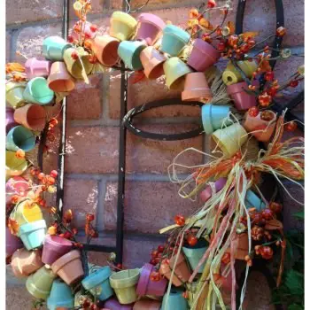 Mini Terra Cotta Pot Wreath