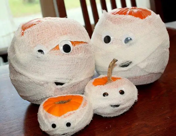 Mummy Family Pumpkins