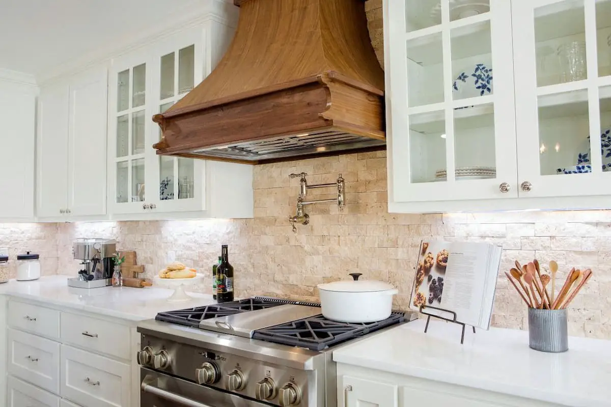 Travertine stone backsplash