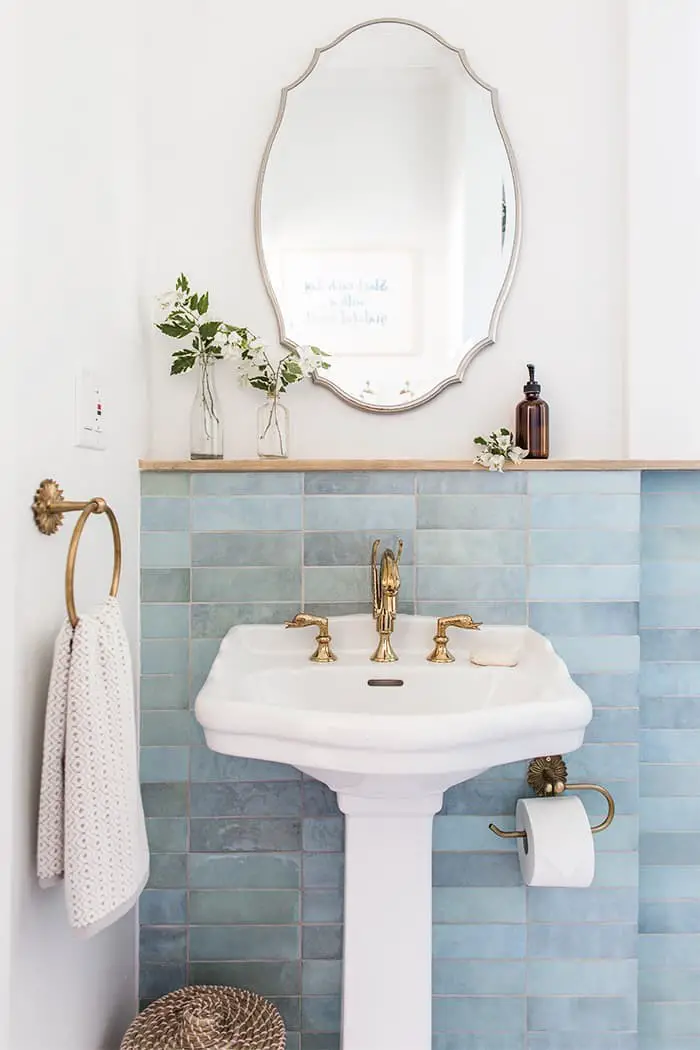 Luxurious blue tile wainscoting