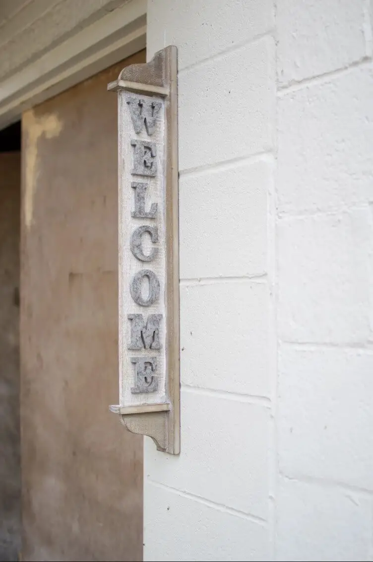 Vintage Welcome Signs