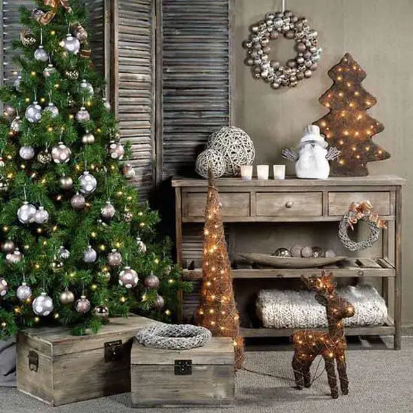 32-40. More indoor Christmas decor ideas