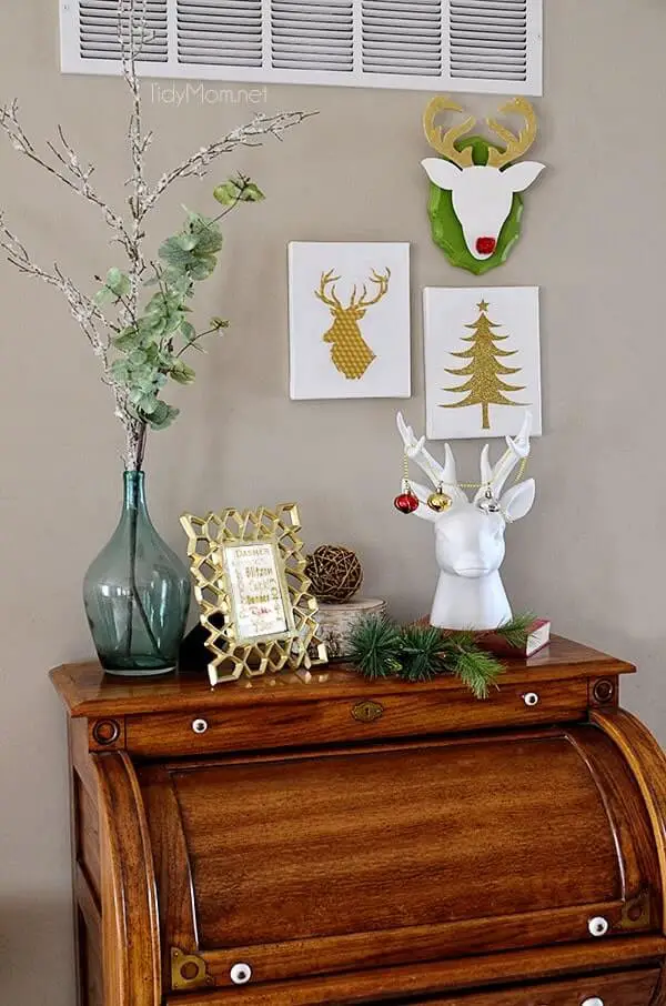 14- Christmas Reindeer Wall Mount