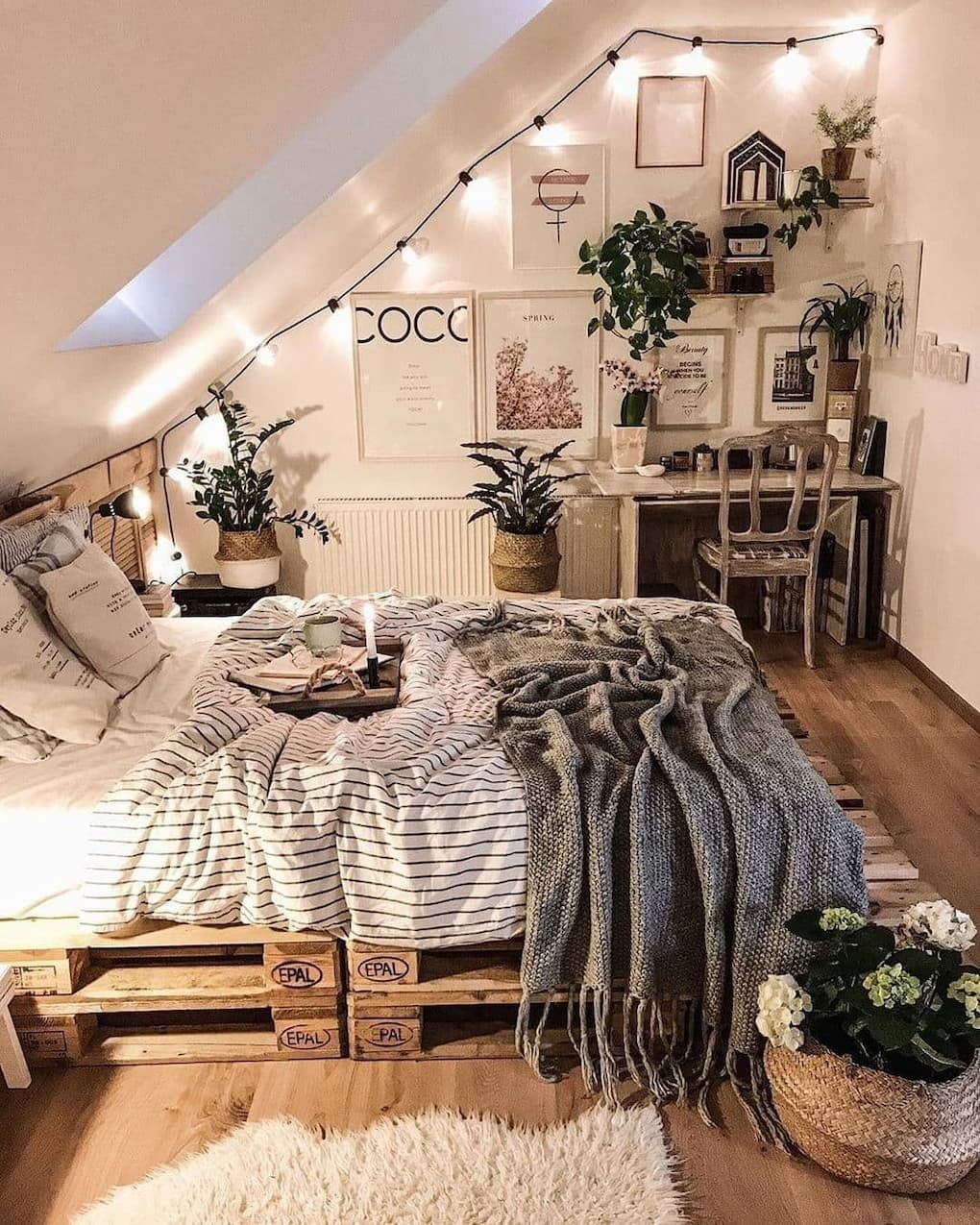 What About A Classic Aesthetic Bedroom?