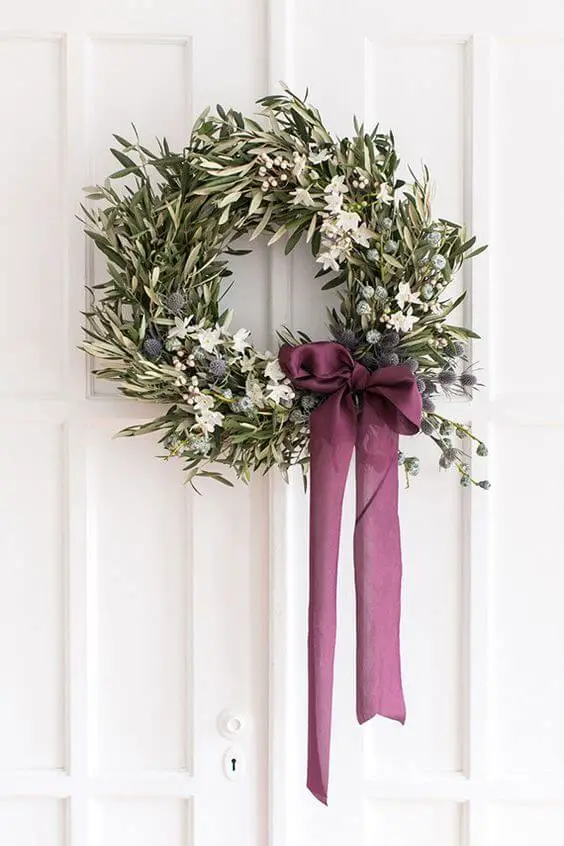 DIY Blue and White Olive holiday wreath